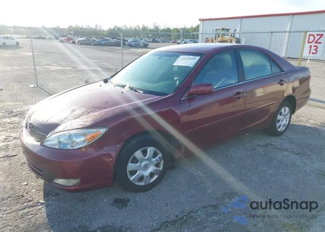 2003 Toyota Camry Le z USA, uszkodzony, nr VIN 4T1BE32K63U251267